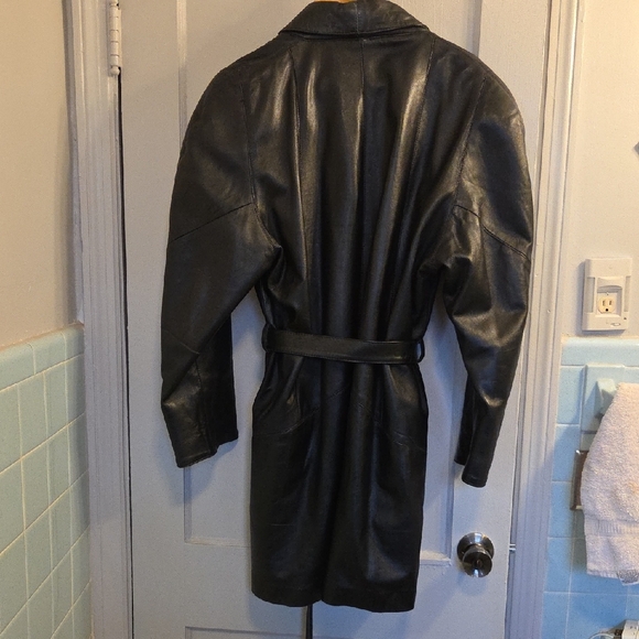 Excelled Sleek Black Leather Women's Coat XL - Picture 2 of 11